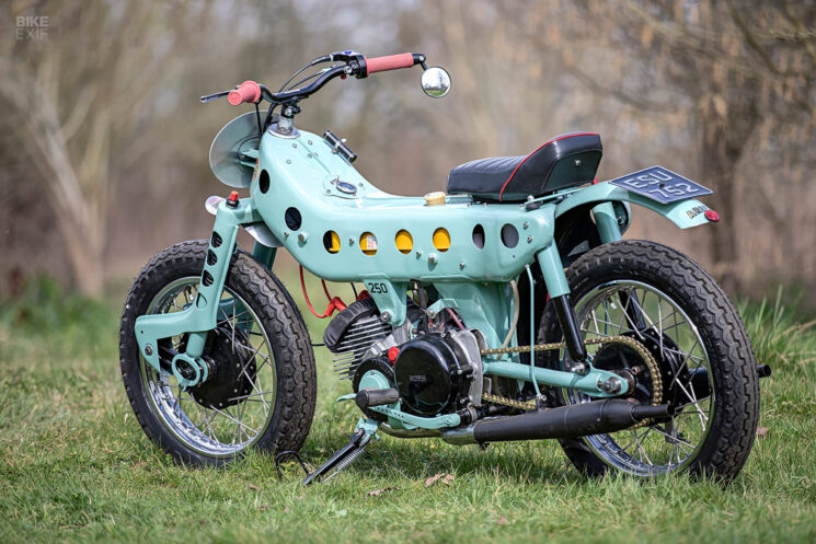 Custom Ariel Leader two-stroke by Ivan Counsell
