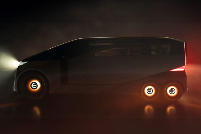 Lexus-LS-reinvented-as-six-wheeled-MPV.jpg