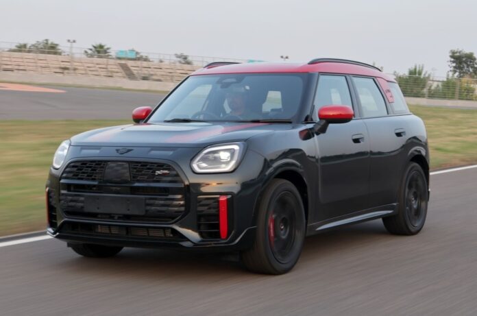 Mini-JCW-Countryman-All4-review-Fastest-and-most-practical-Mini.jpg