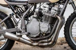 Suzuki GSX-R750 / GSX 1100 hybrid flat tracker with a supercharger, built by JL Meccanica