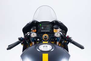 Modern Honda CB750 café racer by Carriero Corse