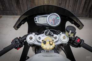 Custom Triumph Street Triple 675 by Jett Design and Motorelic